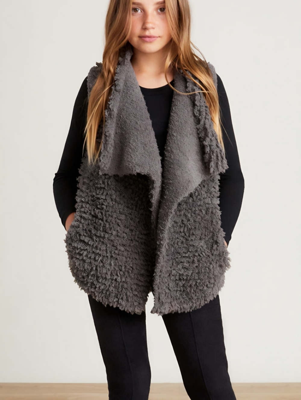 BAREFOOT DREAMS Youth Loop Fringe Cascading Fuzzy Knit Vest In Smokey Gray NWT